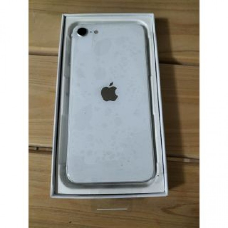美品SIMフリー iPhone SE 2世代 64GB ホワイト シムフリー