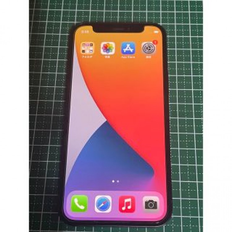iPhone 12 mini ブラック 64 GB docomo
