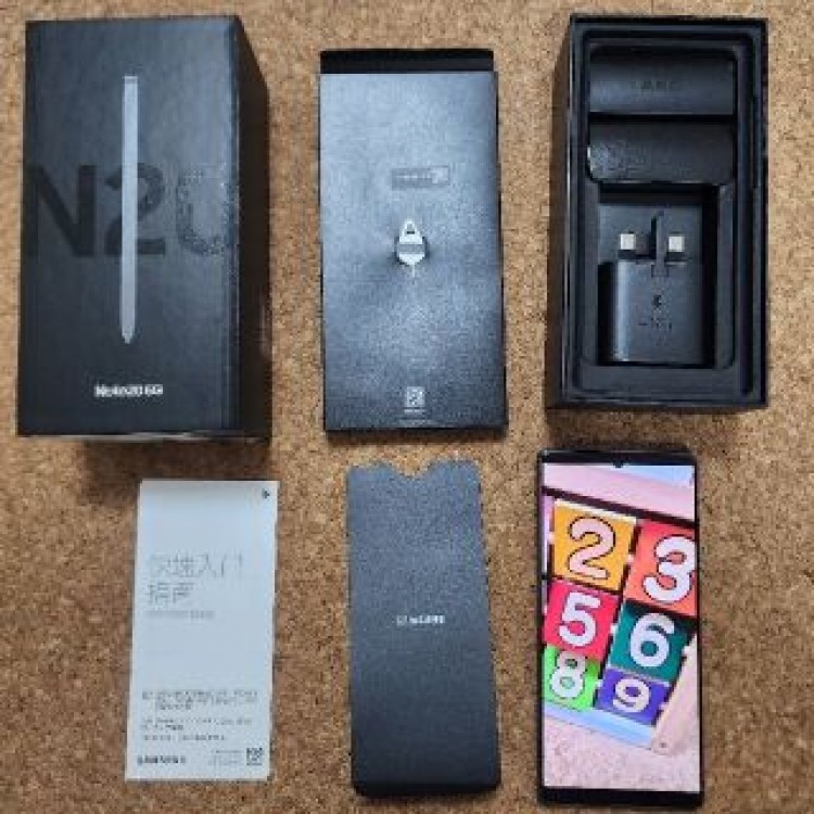 デュアルシム　Galaxy note20 5g SIMフリー 残債無 256GB