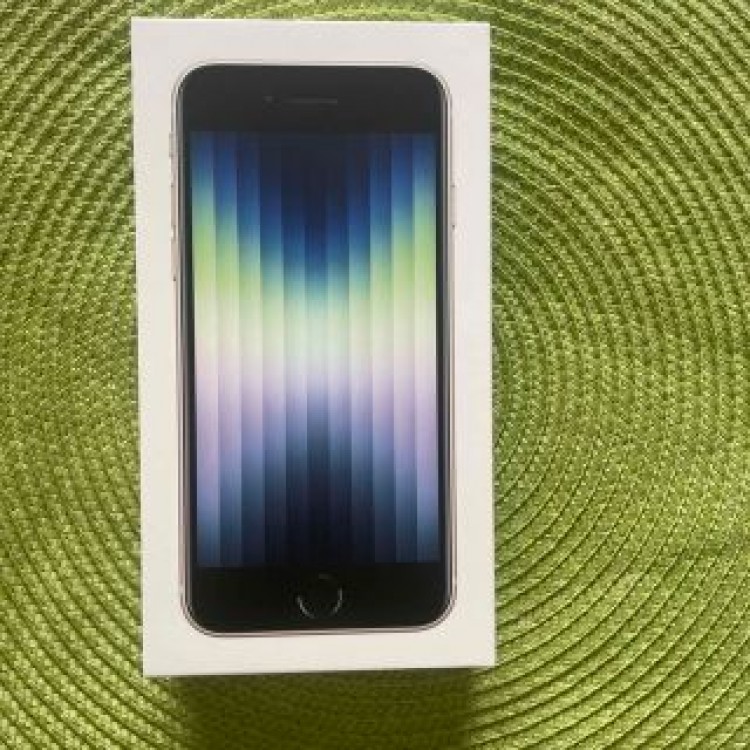 iPhone se3 第三世代 SIMフリー 新品未使用