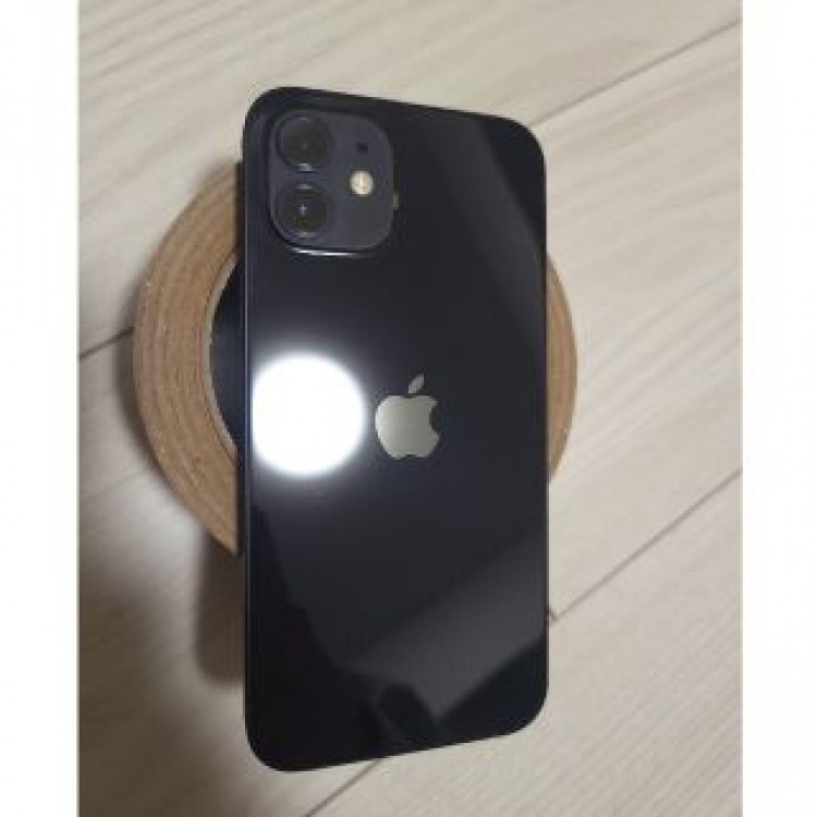 iPhone 12 ブラック 128 GB SIMフリー