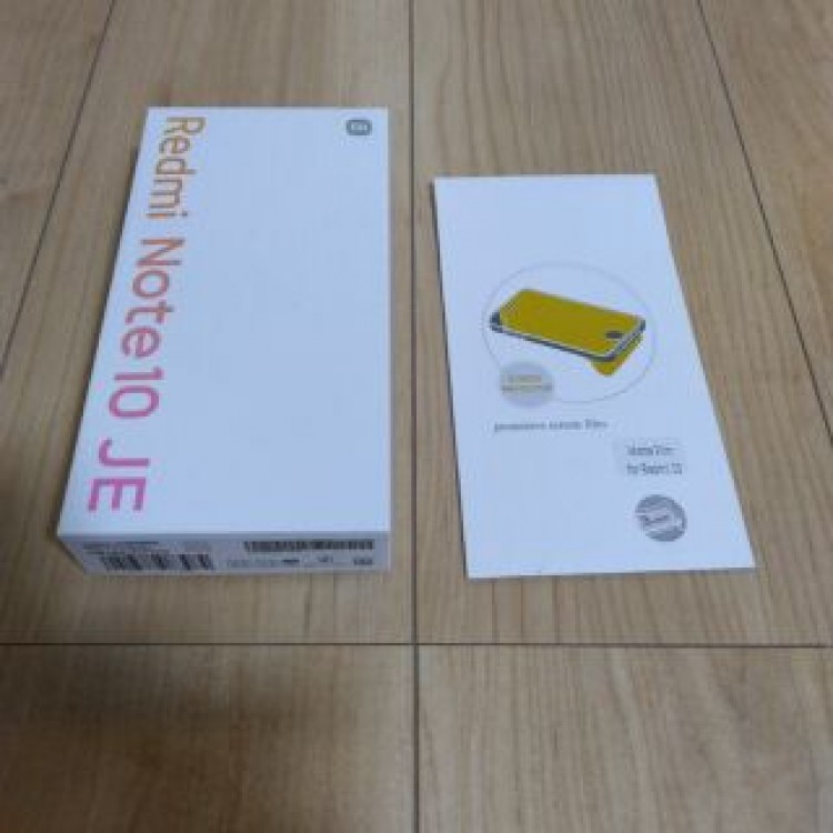 Xiaomi Redmi Note 10 JE XIG02 クロームシルバー