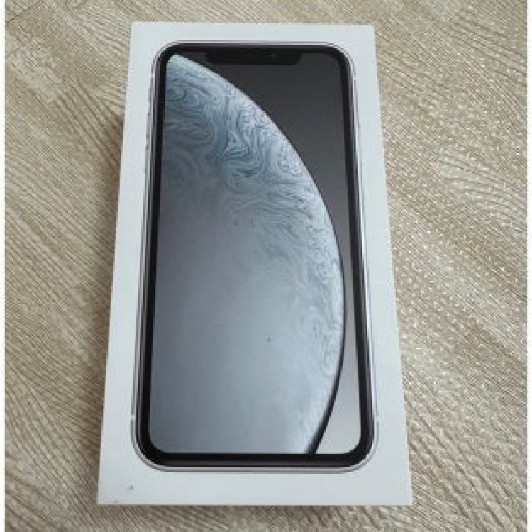 iPhone XR ホワイト64GB 新品未使用SIMフリー　本体