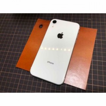 iPhone XR バッテリー94% 修理歴無し　simロック解除済み　64GB