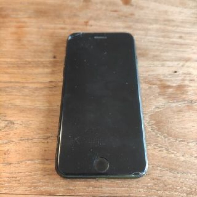 iPhone7  128GB ブラック