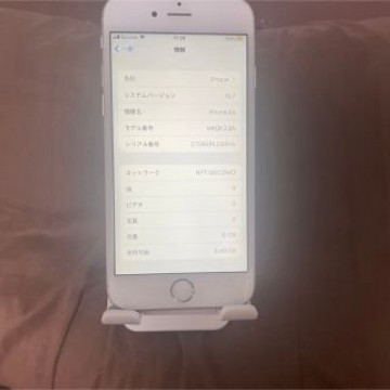 iPhone 6s Silver 16 GB simフリー