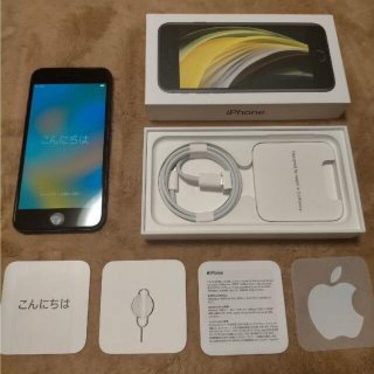 iPhone SE 第2世代 64GB black