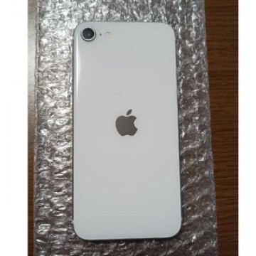 iphone SE  第２世代ホワイト　64GB  SIMフリー（中古）