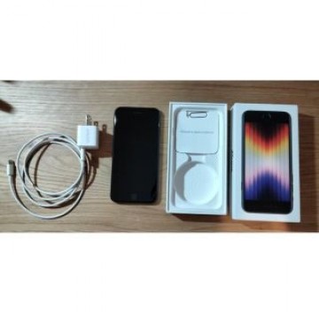 iPhone SE（第3世代）64GB
