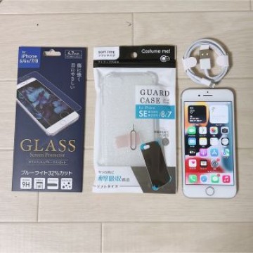 ★7858★iPhone8 64GB シルバー SIMフリー 超美品 画面傷なし