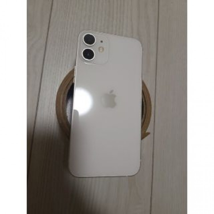 iPhone 12 mini ホワイト 128 GB SIMフリー
