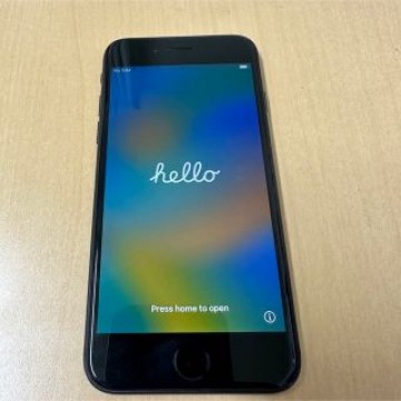 iPhone SE 第2世代 (SE2) ブラック 128 GB SIMフリー