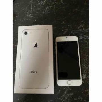 iPhone 8 Silver 64 GB