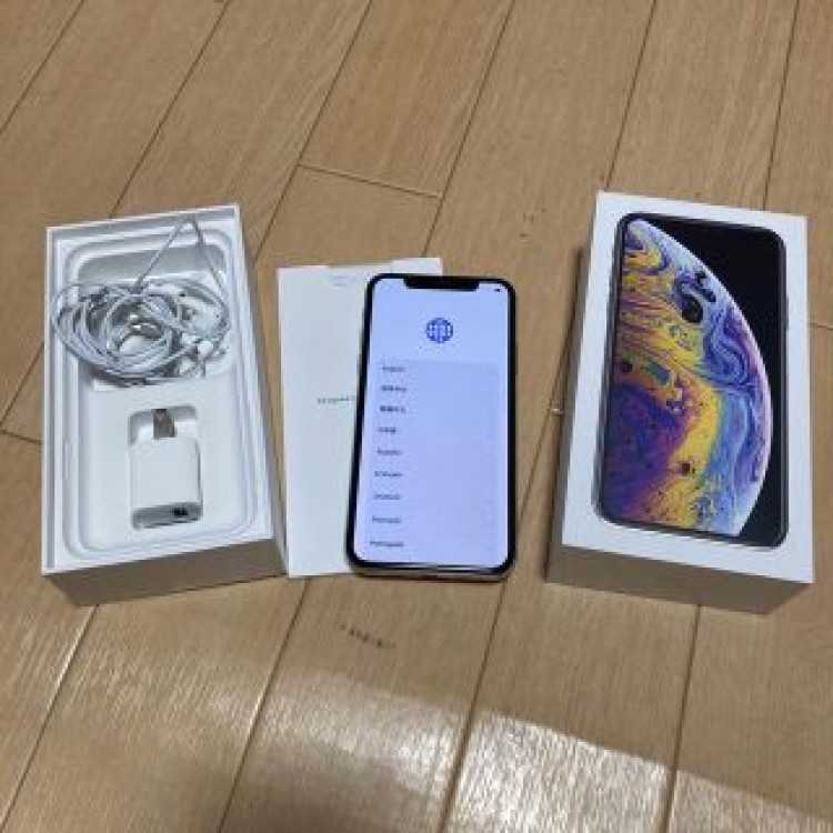 iPhone Xs