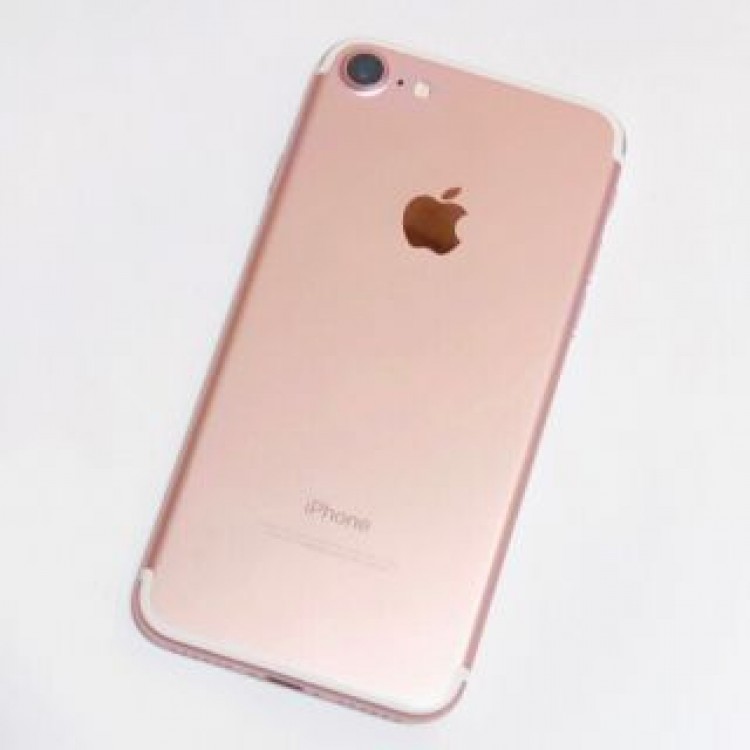 iPhone 7本体 SIMフリー