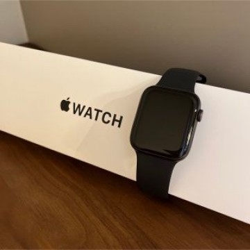Apple Watch SE