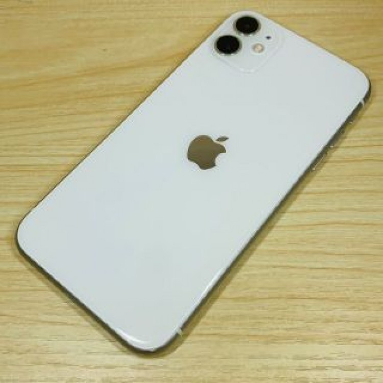 SIMﾌﾘｰ iPhone11 64GB ホワイト P67