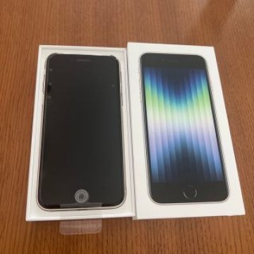 アップル iPhoneSE 第3世代 64GB スターライト 未使用
