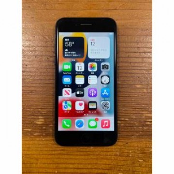 iPhone 7 Black 32 GB SIMフリー