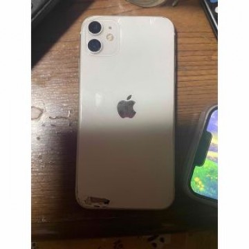 iPhone11  128GB  au