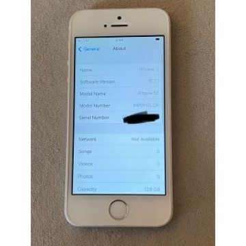iPhone SE Silver 128 GB SIMフリー