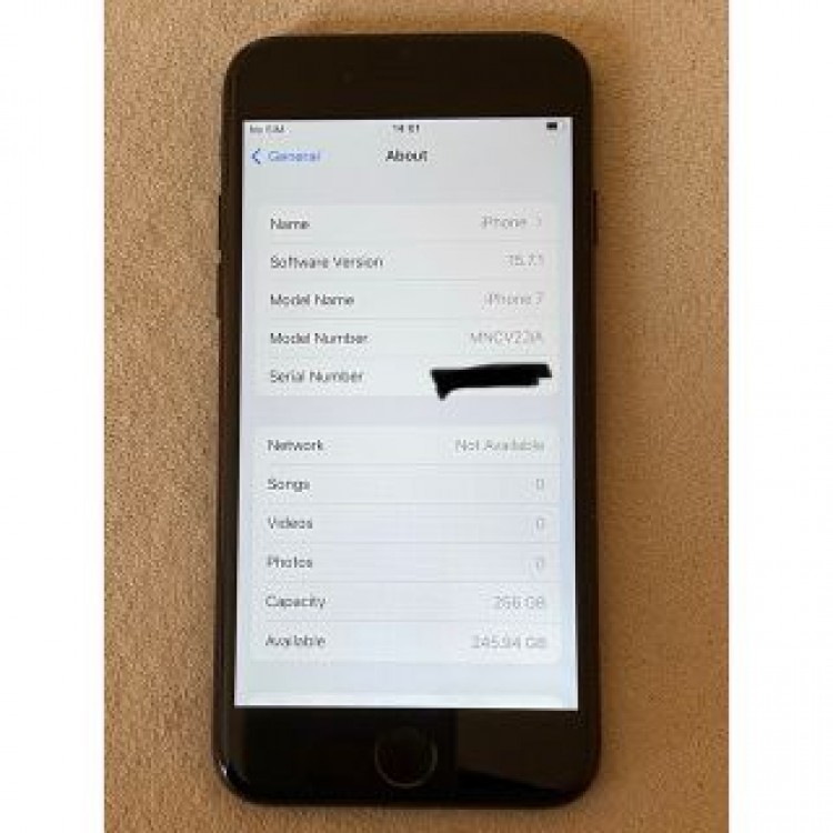 iPhone 7 Black 256 GB SIMフリー