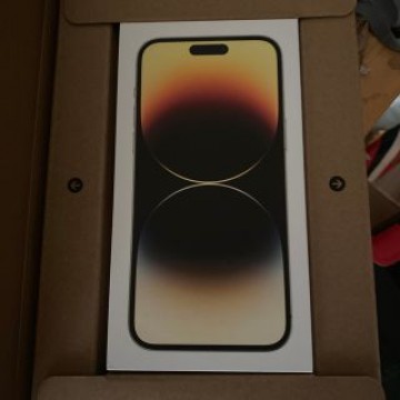 【新品未使用】iPhone 14 pro max 256 SIMフリー ゴールド