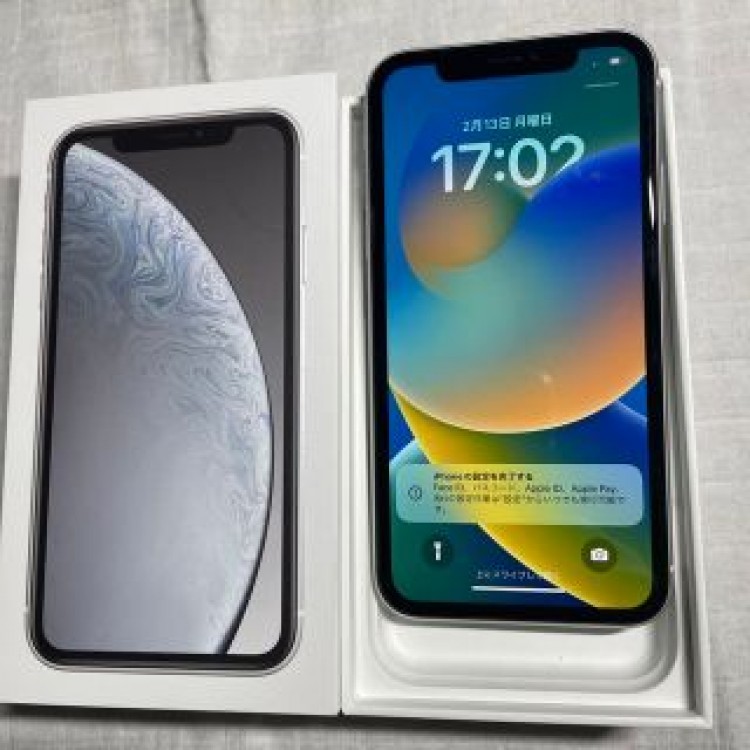 iPhone XR 白 64GB Simロック解除済み