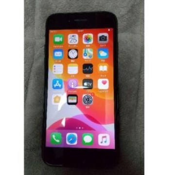 iPhone 7 Black 128 GB SIMフリー