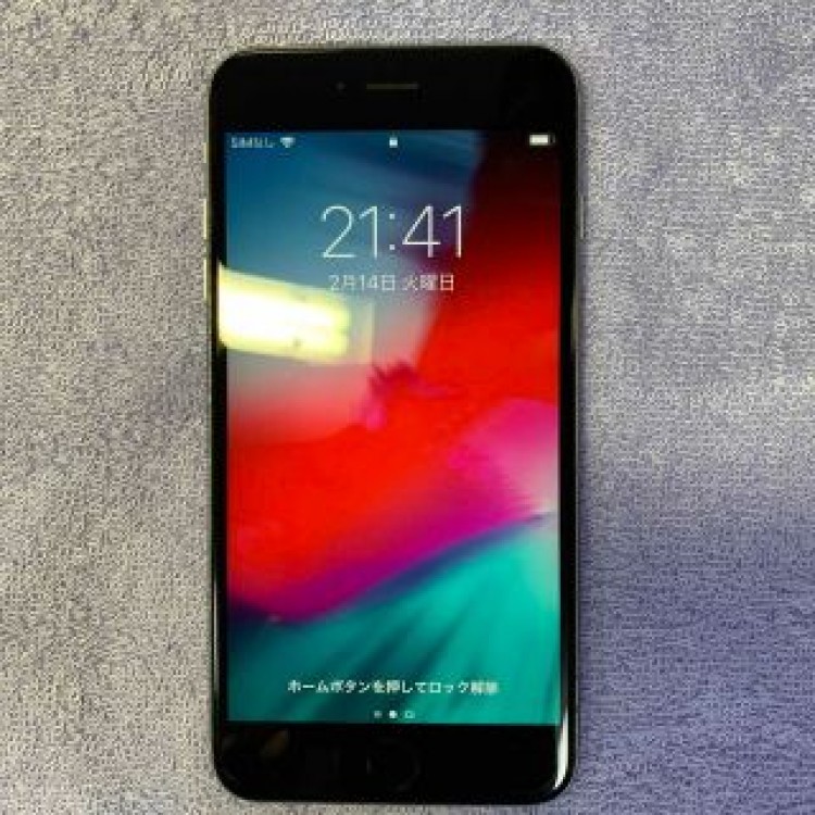 iPhone6s 起動確認済　傷多い