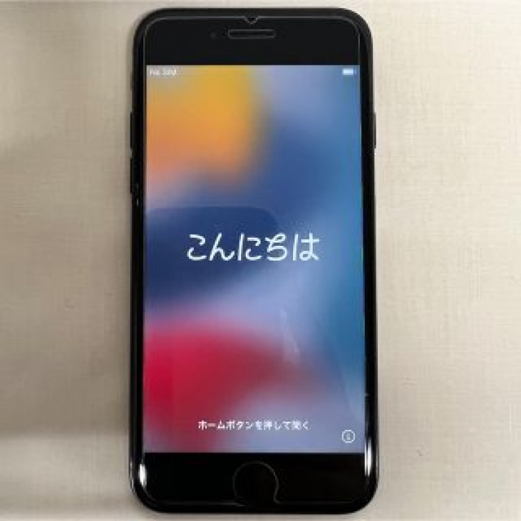 iPhone7 128G ジェットブラックSIMフリー バッテリー95%