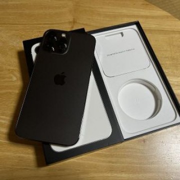 中古　アメリカ版 　iPhone 13 Pro Max 128GB simフリー