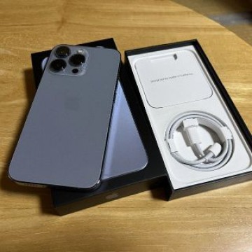 中古　iPhone 13 Pro 256GB　simフリー