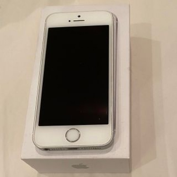 iPhoneSE 第一世代 シルバー 64GB A1723 SIMフリー