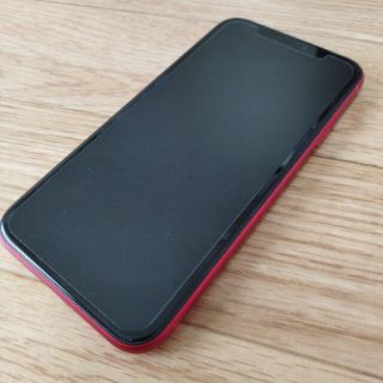 美品　iPhone11　レッド　64GB