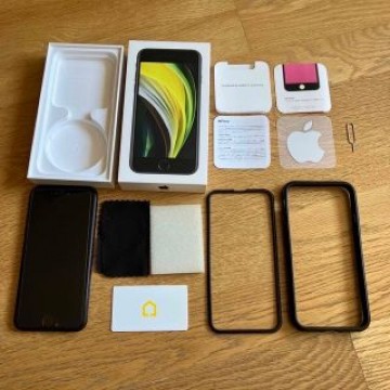 iPhone SE 第2世代 64GBライノシールド付