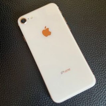 iPhone 8 Gold 256 GB SIMフリー