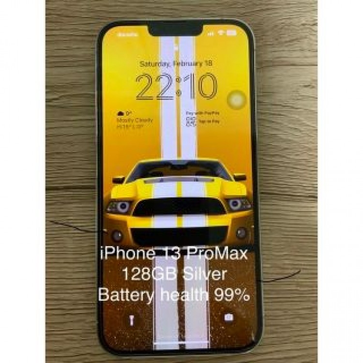 iPhone 13 Pro Max シルバー 128 GB SIMフリー　