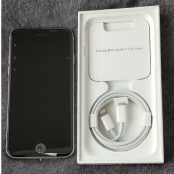 iPhone SE3 64G　店舗確認のみ