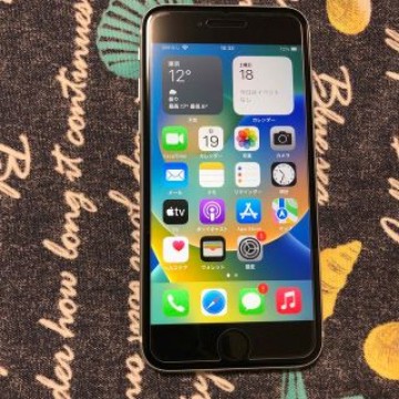 美品　iPhone SE 2世代 64GB デモ機 ホワイト　SoftBank