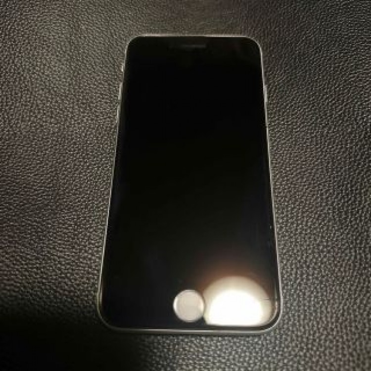 Apple iPhone8 64GB ジャンク