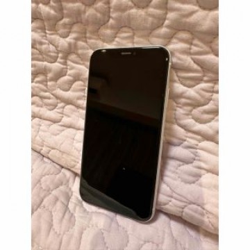 iPhone XR White 128 GB SIMフリー