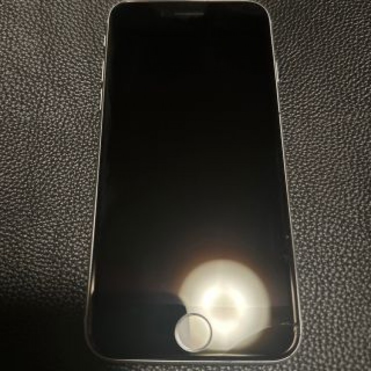 Apple iPhone8 64GB ジャンク