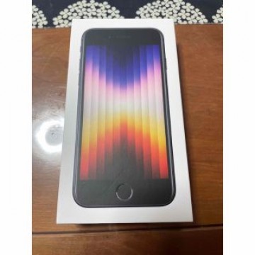 iPhone SE (第3世代) ミッドナイト 64 GB SIMフリー