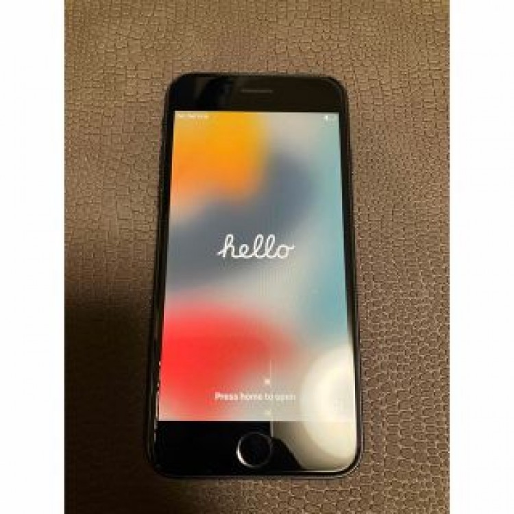 美品　iPhone SE 2世代 64GB ブラックSoftBank