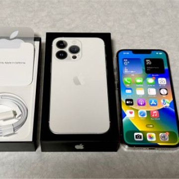 【美品】iPhone 13 Pro 256GBシルバー 白 本体 おまけ付き