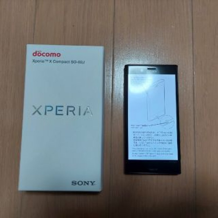 Xperia x　 Compact SO-02J docomoコンパクト