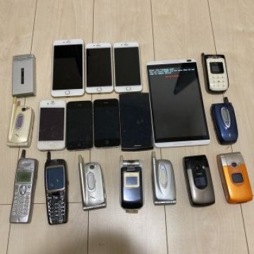 ジャンク　Iphone スマホ　ガラケーまとめ売り　合計19台