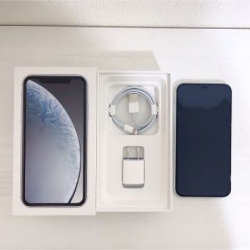 iPhone XR White 128 GB SIMフリー 本体
