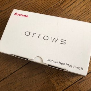 新品未開封　arrows Be4 Plus ホワイト F-41B スマホ